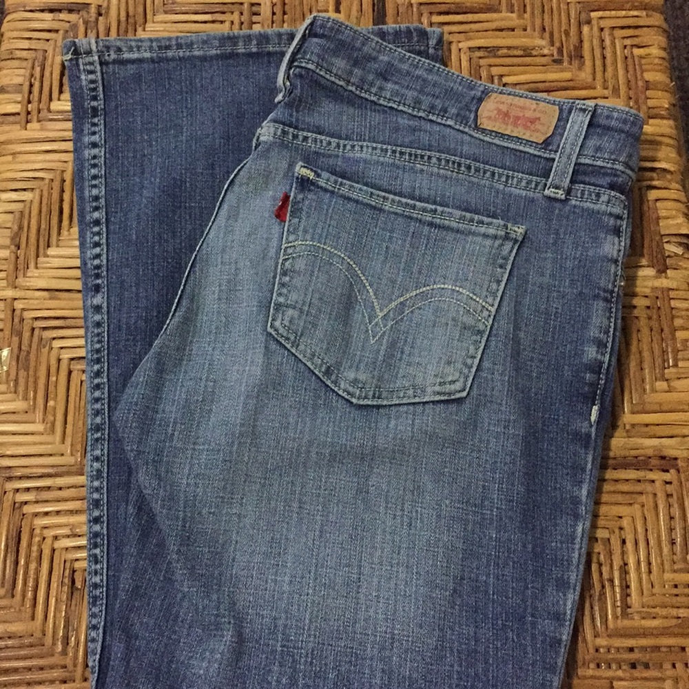 Levi Strauss 518 Superlow Jeans. Bootcut size 9.